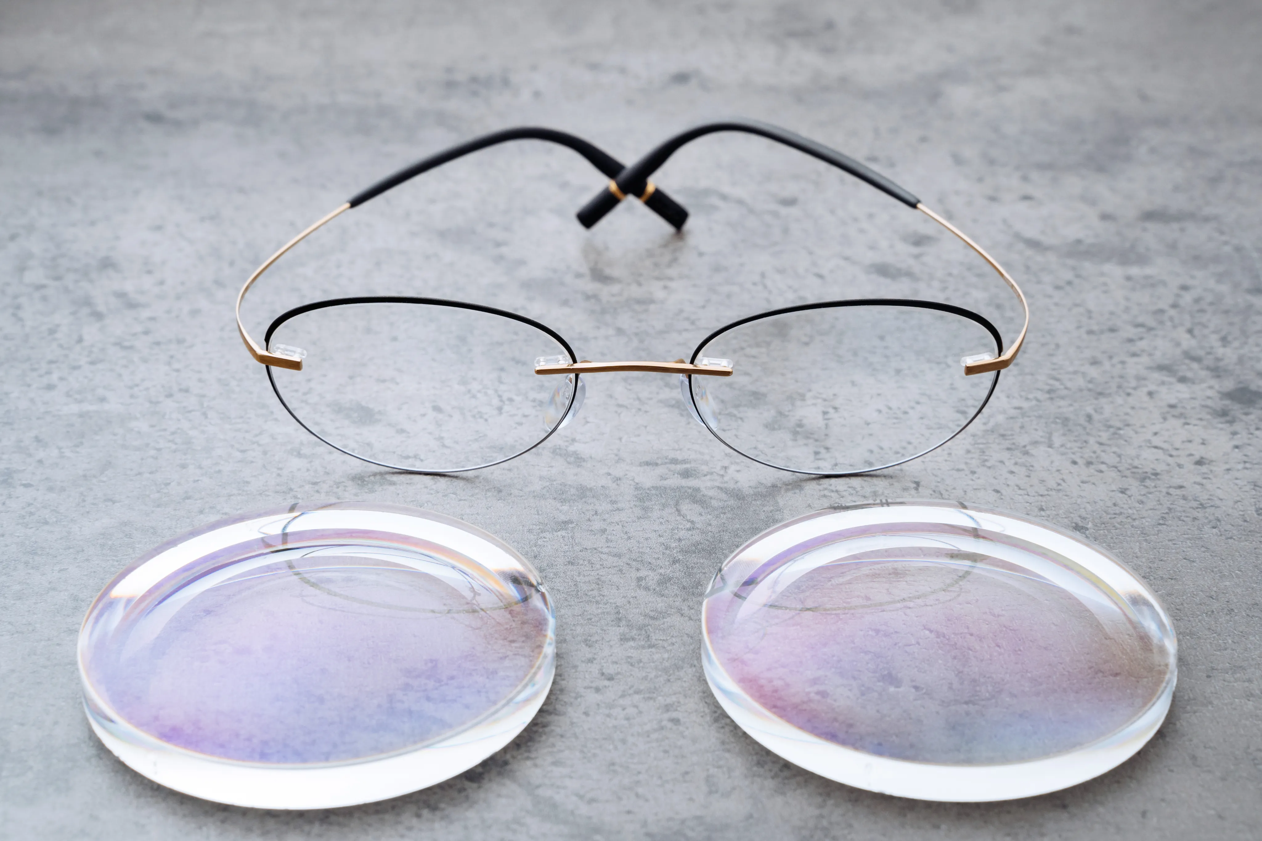 High-Index and Lightweight Lenses